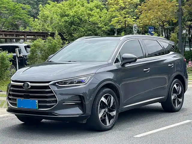2023 BYD Tang