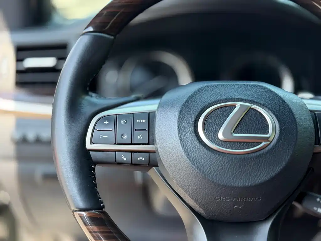 Lexus LX — фотографии объявления, Фото 10