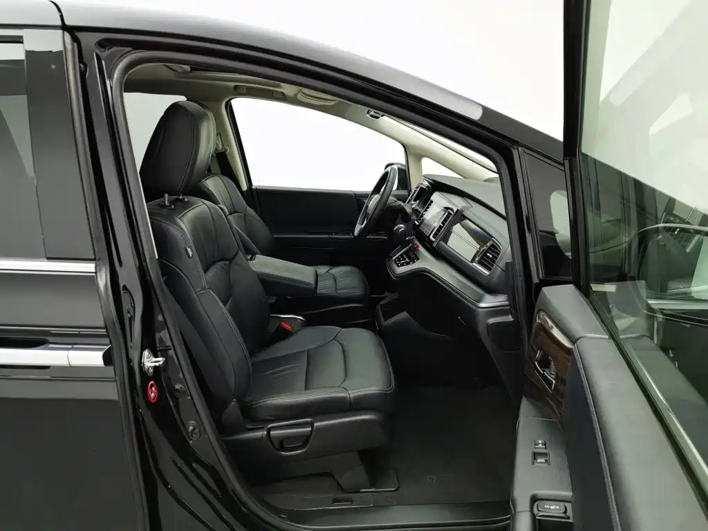 Honda Elysion — миниатюра 23