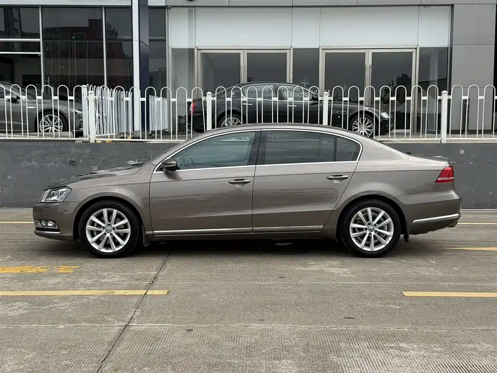Volkswagen Magotan 2013 2.0TSI Luxury