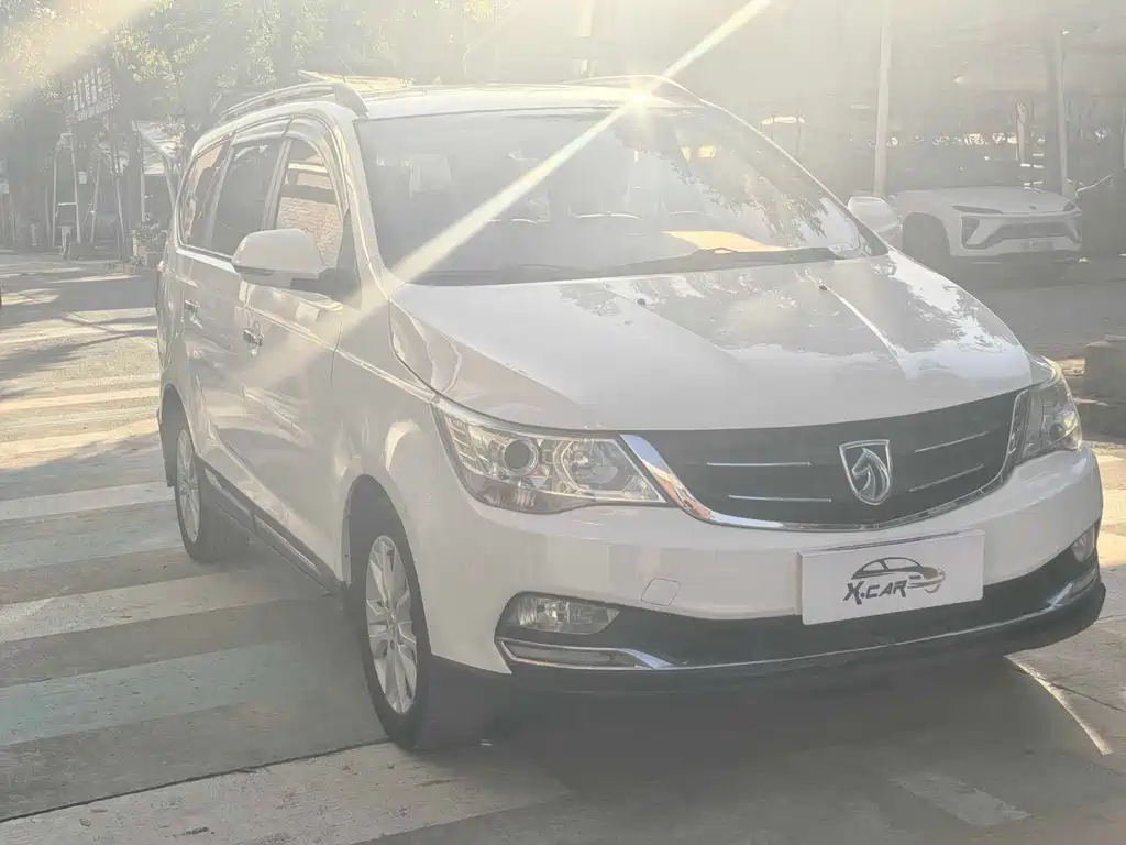 BAOJUN 730