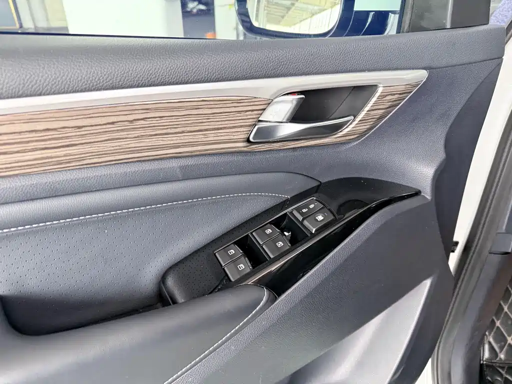 GAC Motor Trumpchi M8 - фото 9