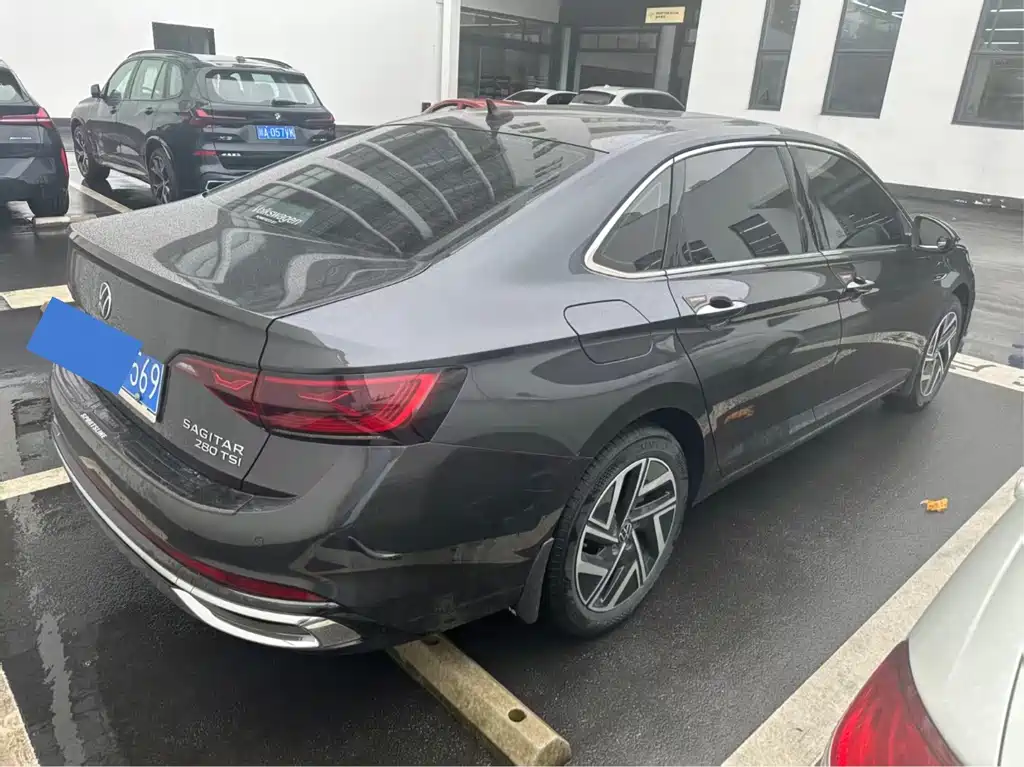 Volkswagen Sagitar — миниатюра 8