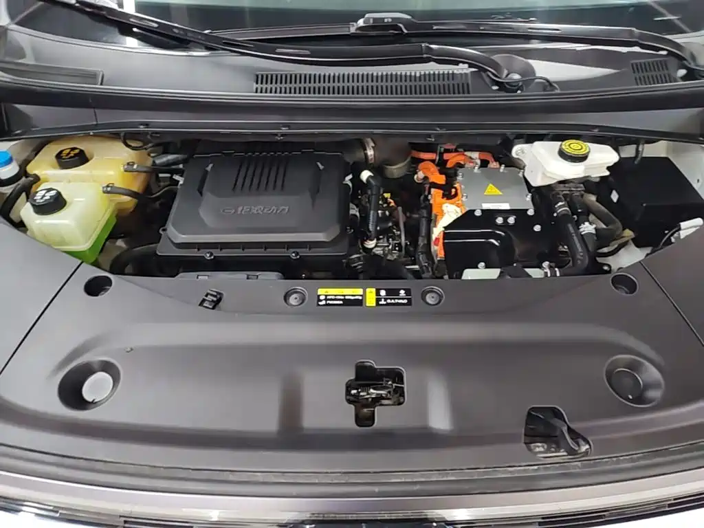 GAC Trumpchi E9 2023 — фото 19