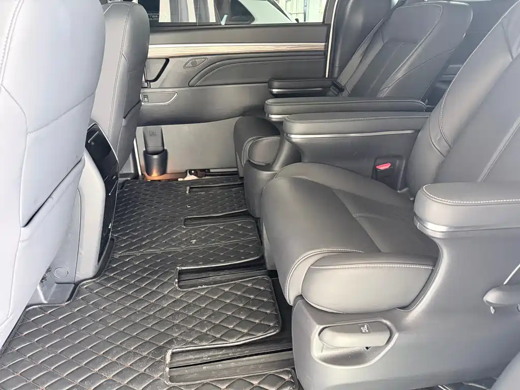 GAC Motor Trumpchi M8 - фото 10