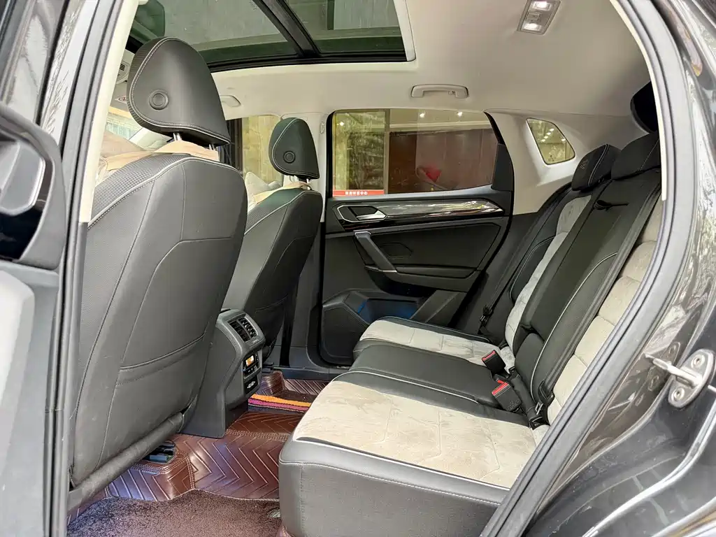 Volkswagen TayronX X 2020 330TSI Luxury Smart Connect