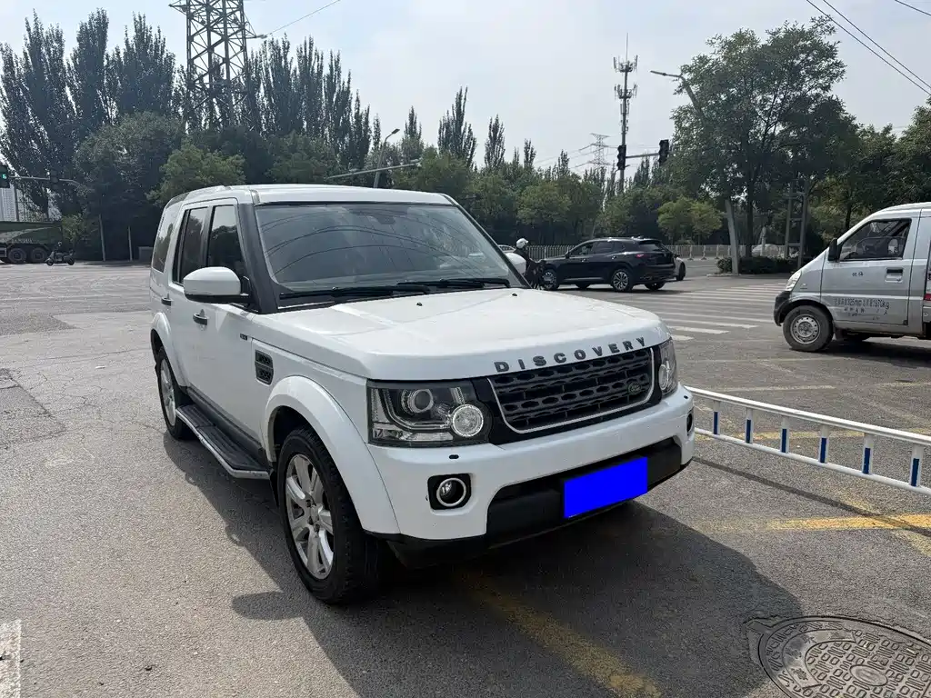Land Rover Discovery — миниатюра 3