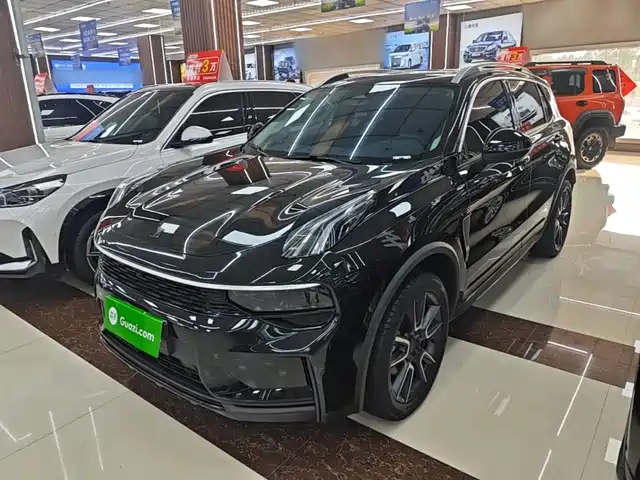 2024 Lynk & Co 01