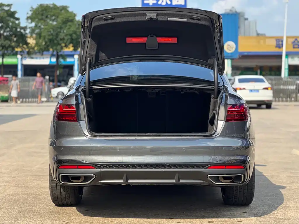 Audi A4L — миниатюра 26