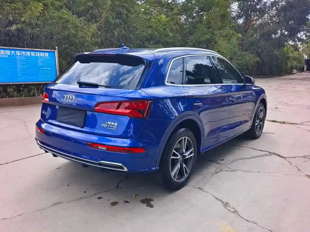 Audi Q5L — миниатюра 7