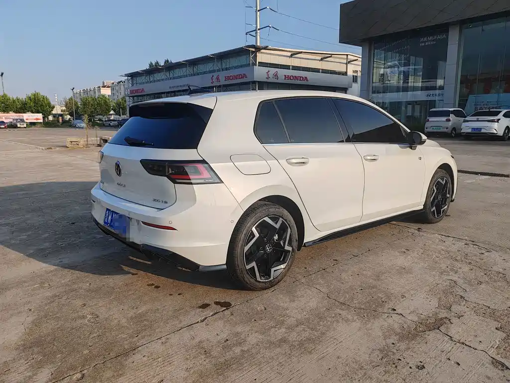 Volkswagen Golf — миниатюра 3