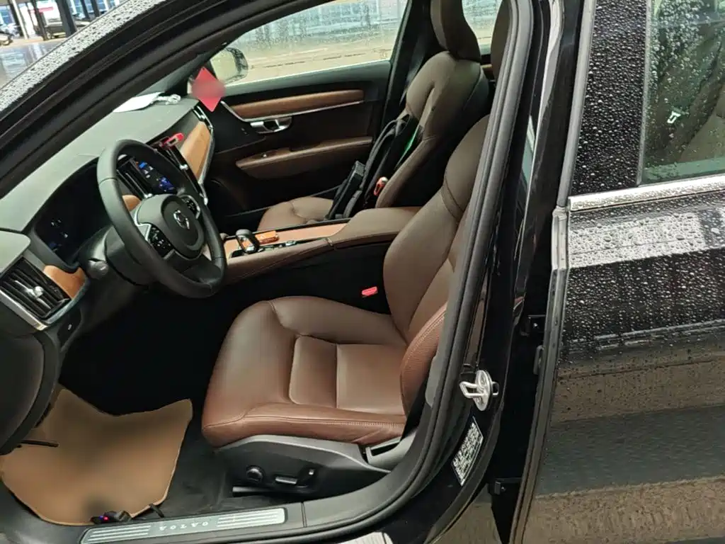 Volvo S90 — миниатюра 15