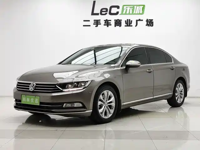 VOLKSWAGEN MAGOTAN 2018