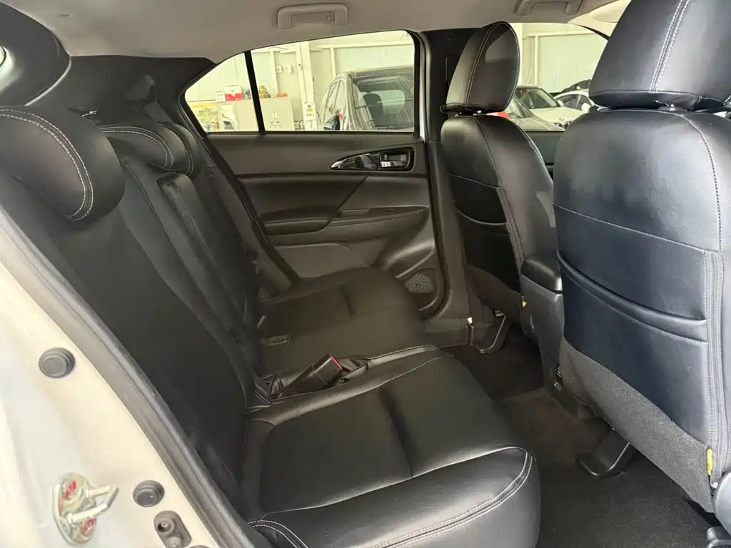 Mitsubishi Eclipse Cross — миниатюра 6