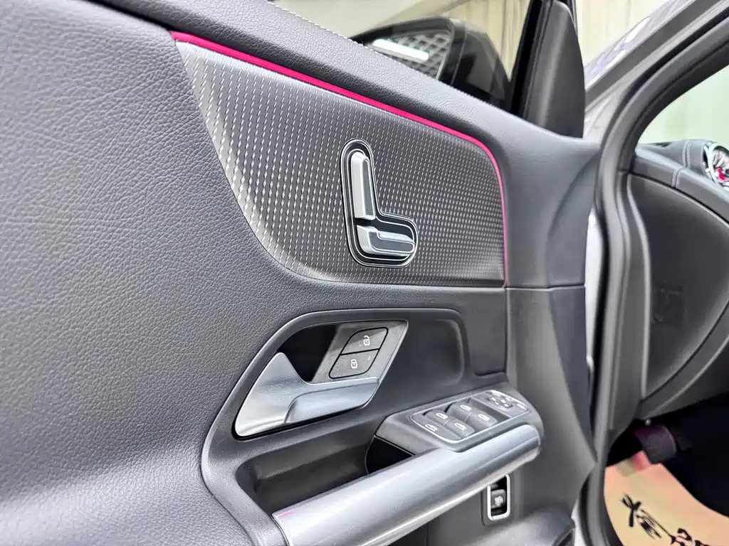 Mercedes-Benz EQA — миниатюра 5