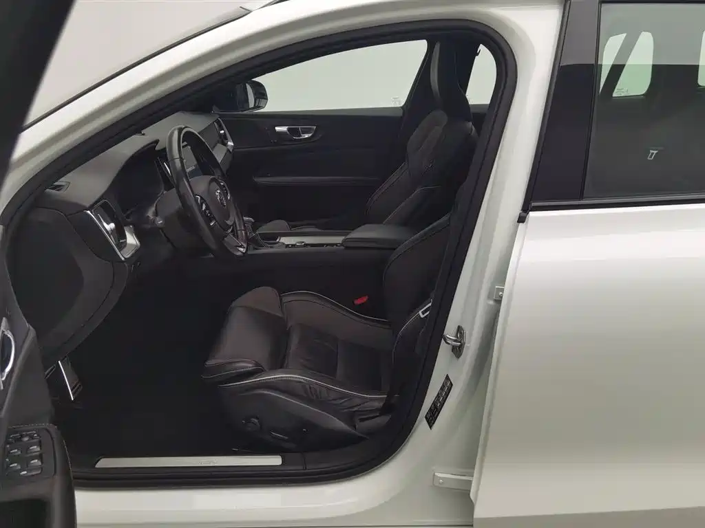 Volvo V60 2020 T5 Sport