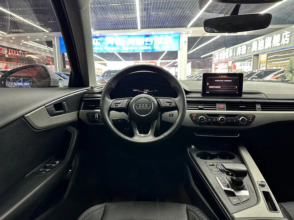 AUDI A4L