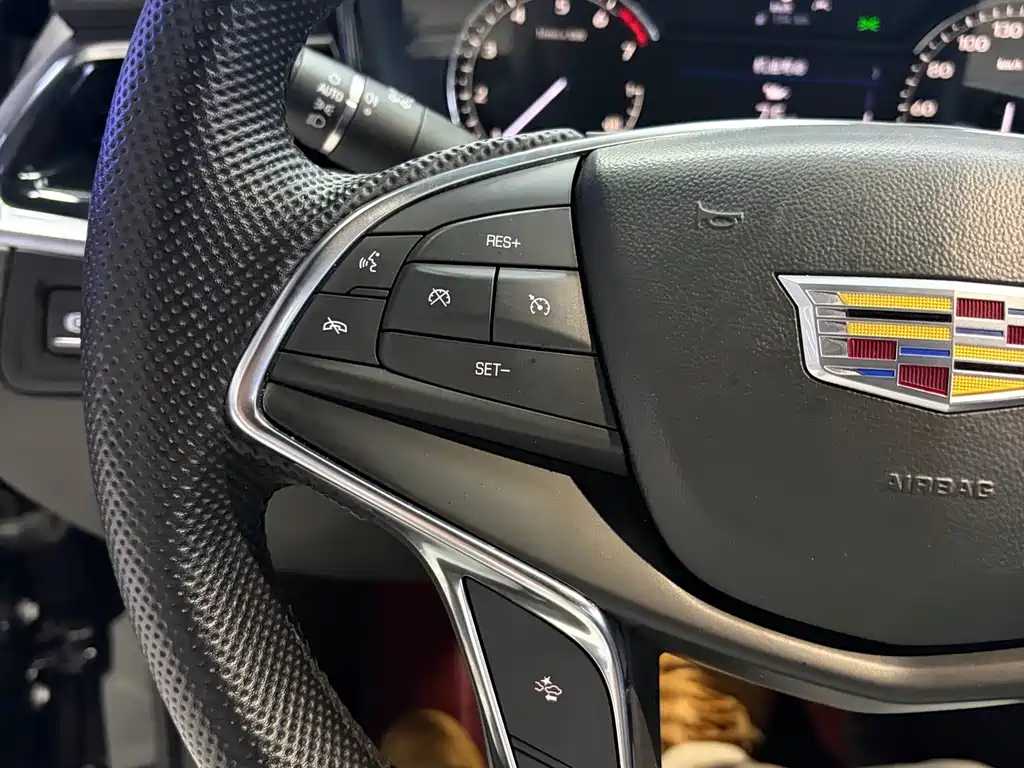 Cadillac XT5 — миниатюра 16
