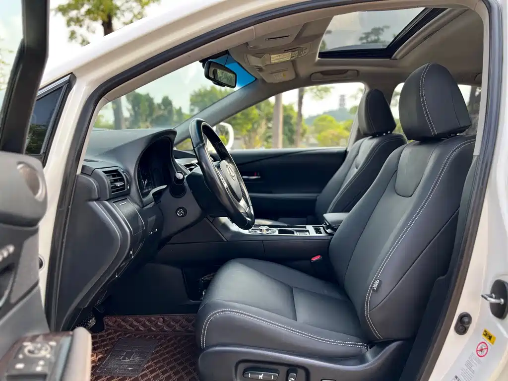 Lexus RX Classic — миниатюра 7
