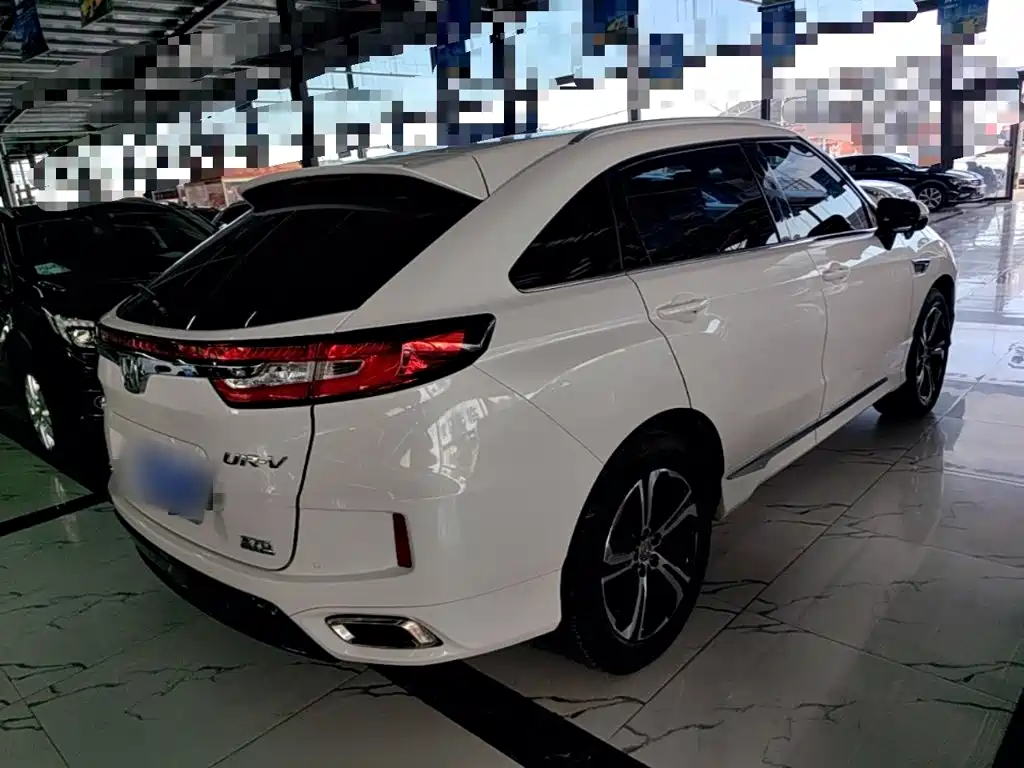 Honda UR-V — миниатюра 7
