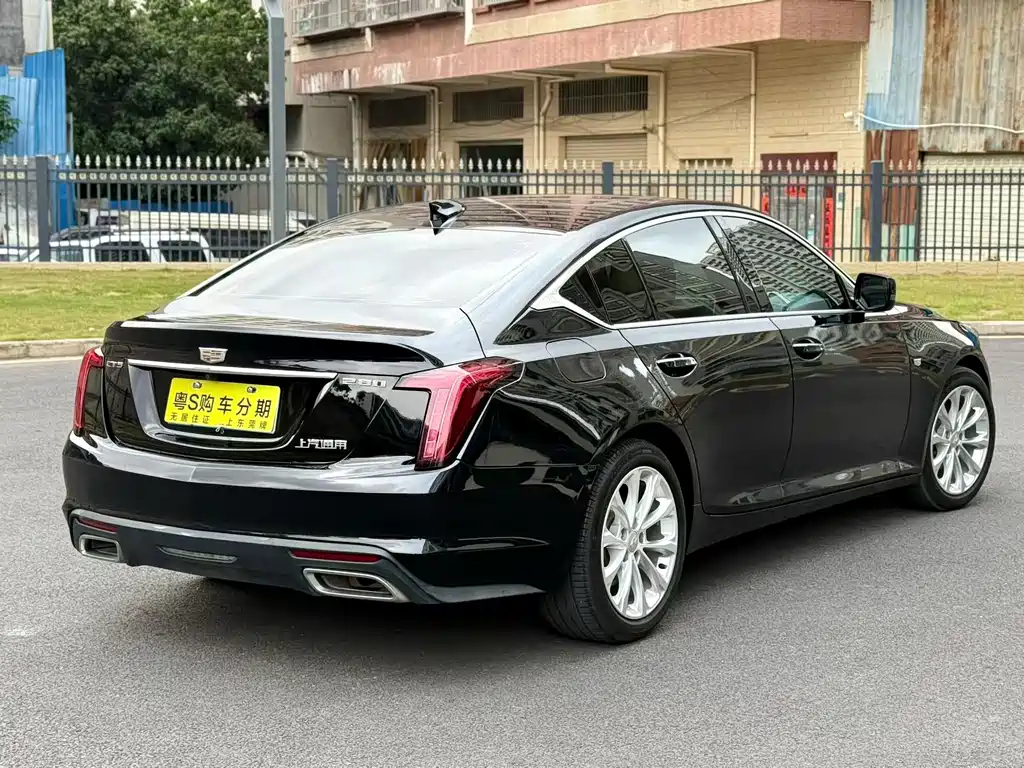 Cadillac CT5 — миниатюра 8