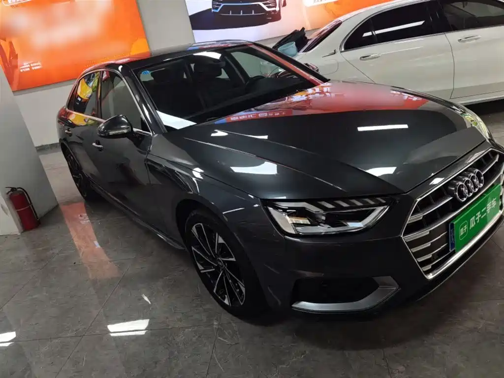 Audi A4L 2023 40 TFSI Fashion