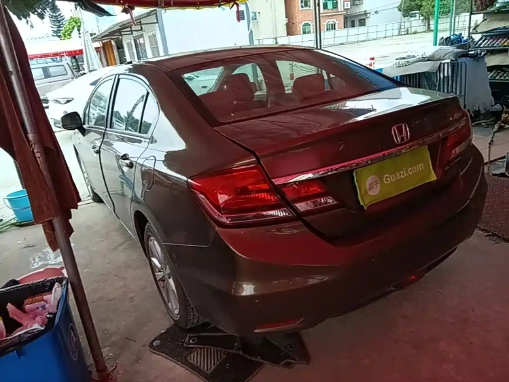 Honda Civic — миниатюра 5