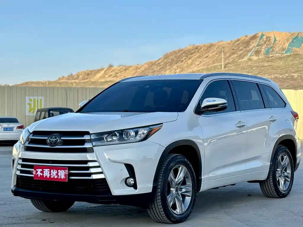 Toyota Highlander 2020