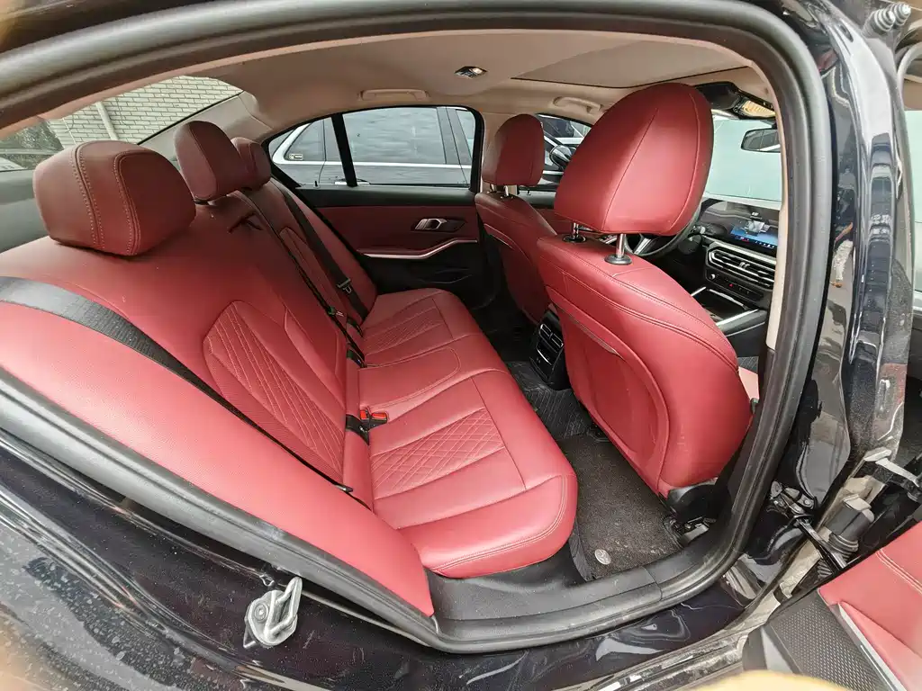 BMW 3 Series — миниатюра 4