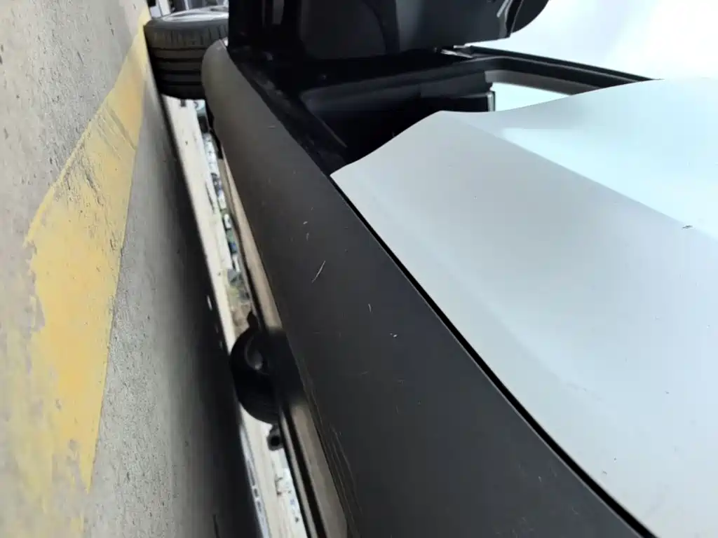 Tesla Model Y — миниатюра 22
