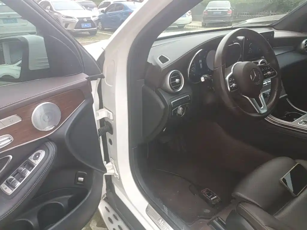 Mercedes-Benz GLC — миниатюра 16