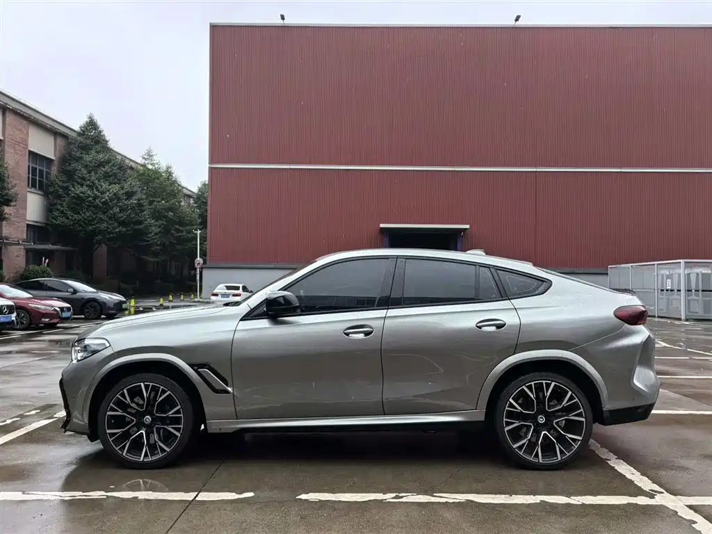 BMW X6 M 2022 X6 M