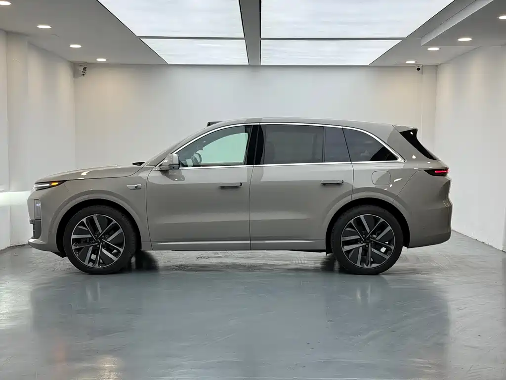 Li Auto IDEAL L6