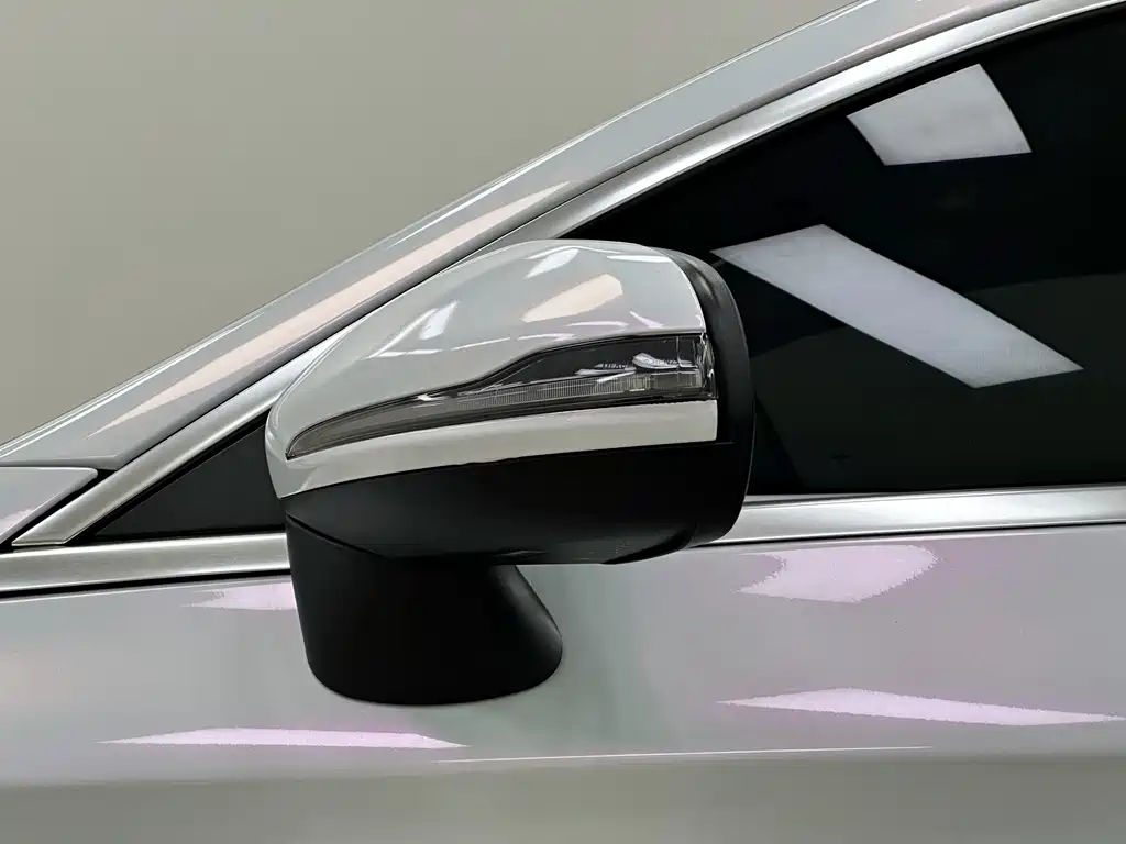 Mercedes-Benz C-Class (Import) — миниатюра 7
