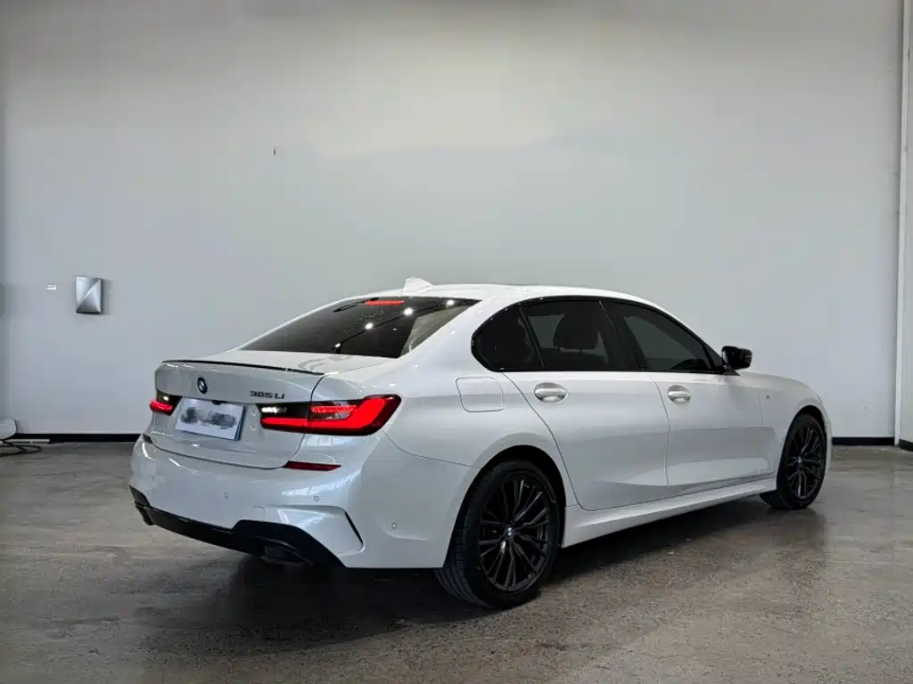 BMW 3 Series — миниатюра 15