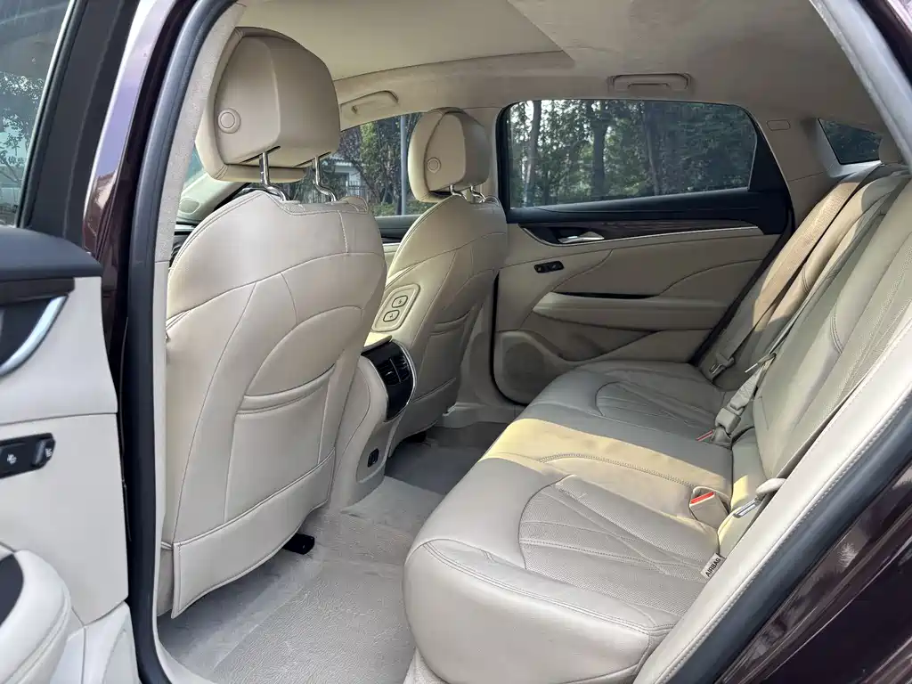 Buick LaCrosse 2018 28T Avenir