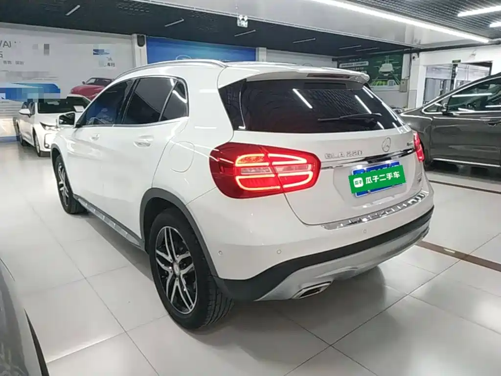 Mercedes-Benz GLA — миниатюра 5