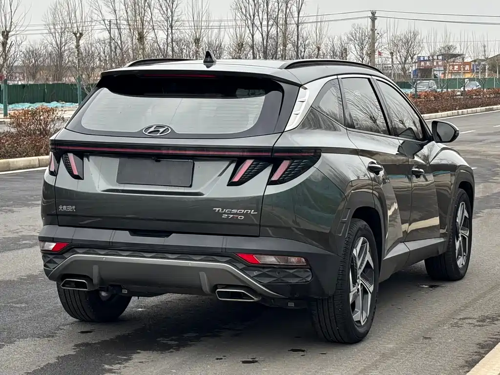 HYUNDAI TUCSON