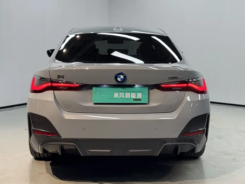 BMW I4