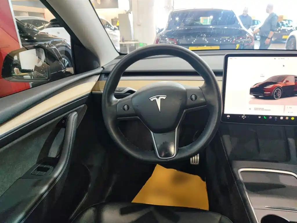 Tesla Model Y — фотографии объявления, Фото 11
