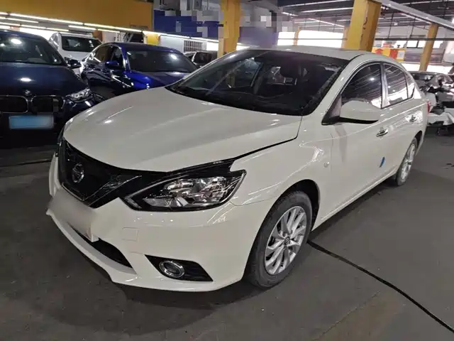 NISSAN XUAN YI 2021