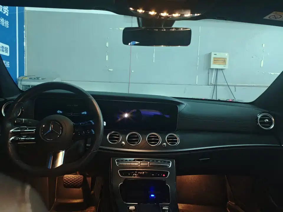 Mercedes-Benz E-Class (Import) — миниатюра 7