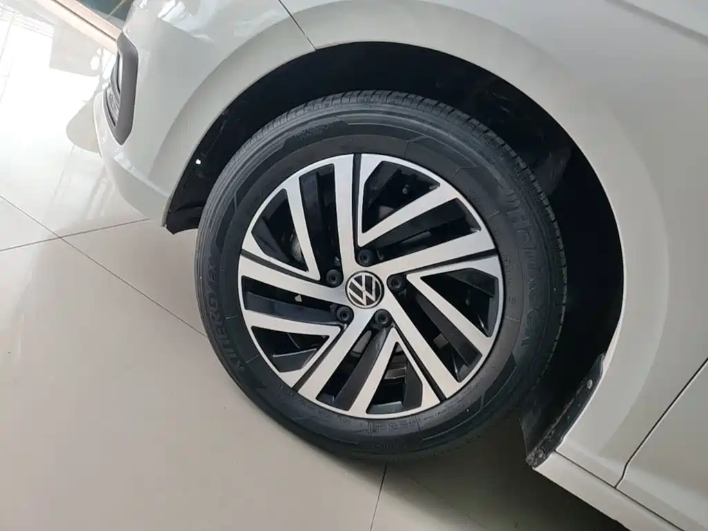 Volkswagen Lavida — миниатюра 23
