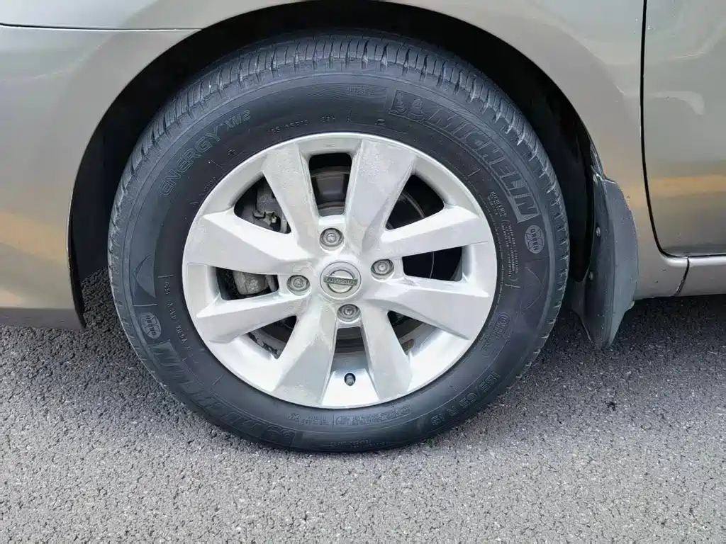Nissan Livina — миниатюра 5