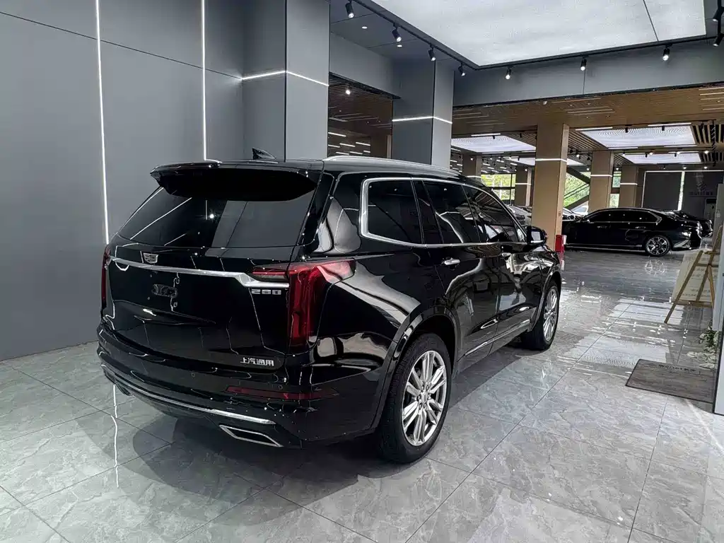 Cadillac XT6 2022 2.0T мест Luxury 120