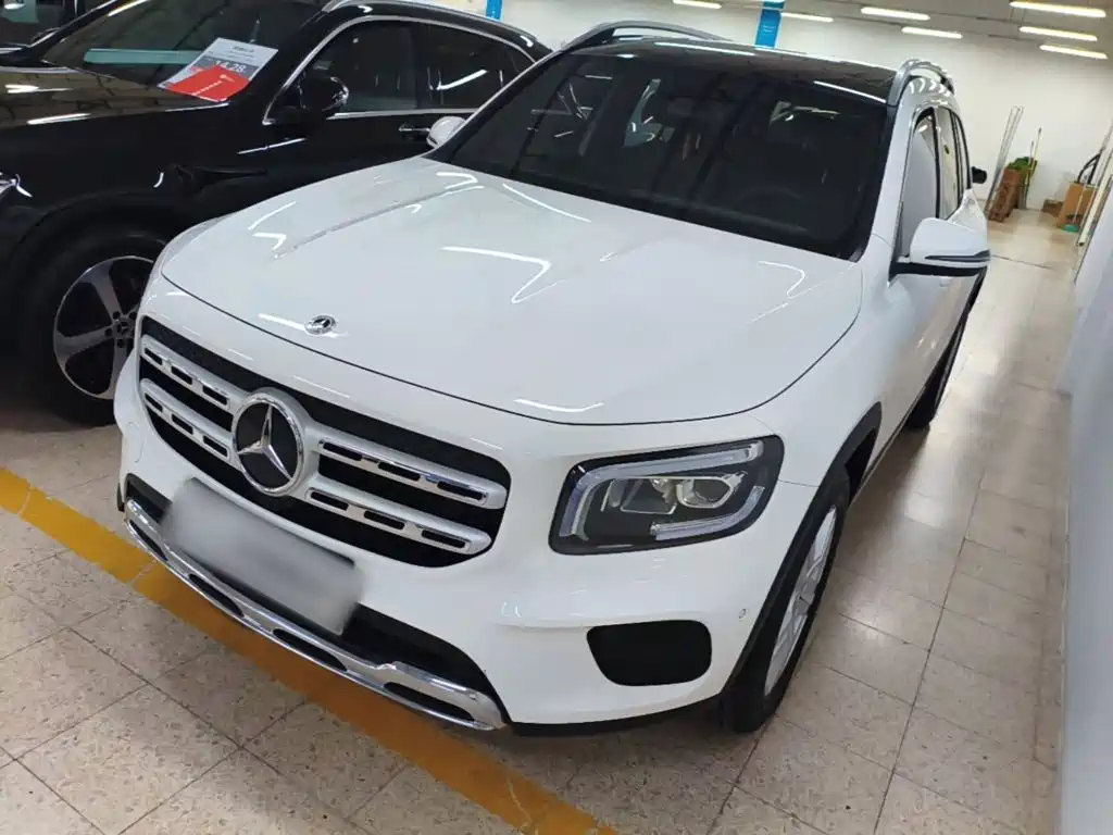 Mercedes-Benz GLB — миниатюра 2