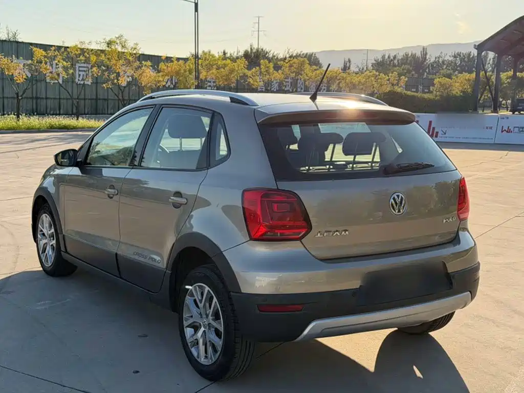 Volkswagen Polo — миниатюра 8