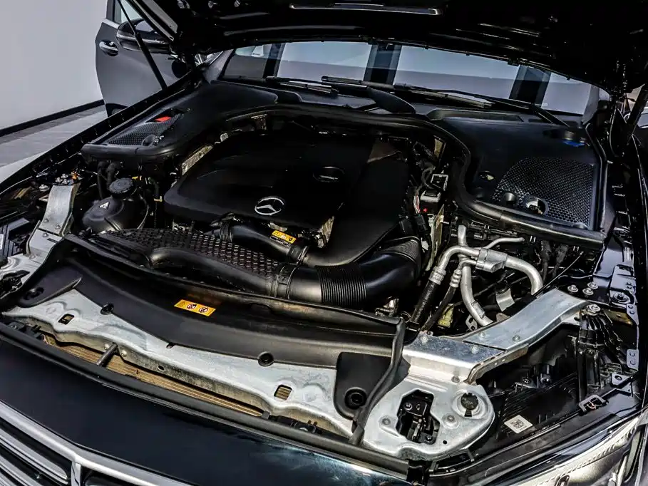 Mercedes-Benz E-Class — миниатюра 34