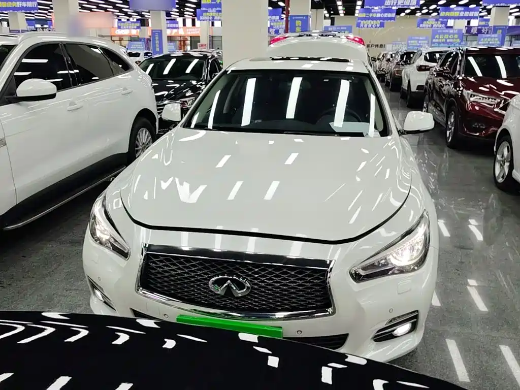 Infiniti Q50L — миниатюра 3