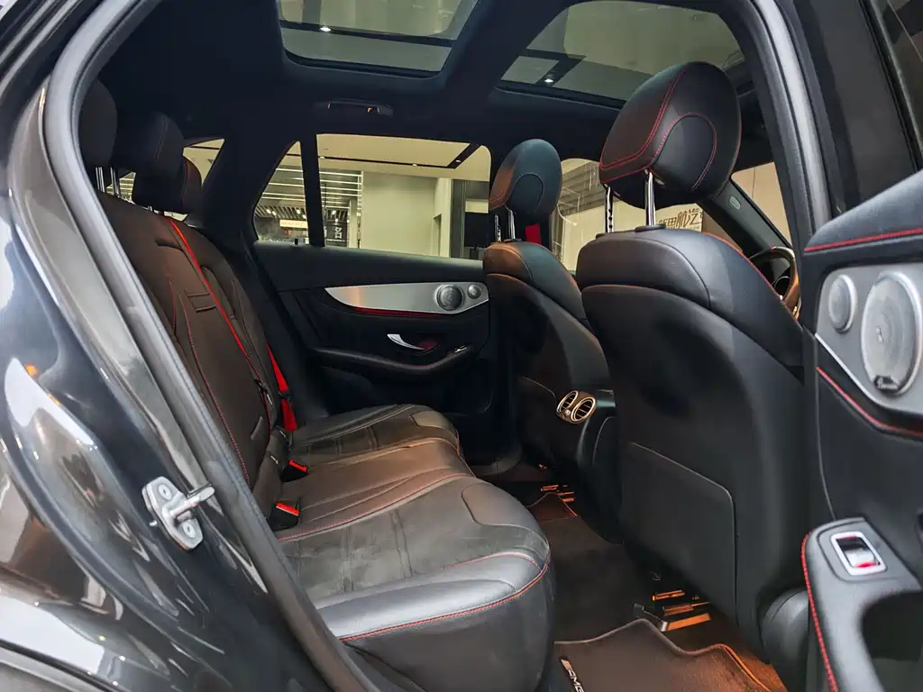 Mercedes-Benz GLC AMG — миниатюра 14
